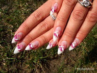 Fehér francia akrillal kövecskével 2012