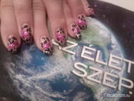 Porcelán boci köröm