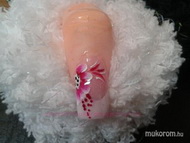 Akril festés porcelán körmön