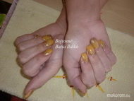 tejeskávé kevés csillámmal