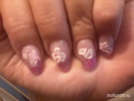 porcelán díszítéssel