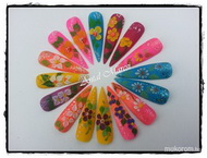 porcelánvirágok tipeken