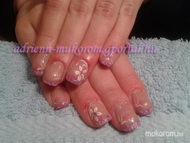 Saját köröm erősítése porcelánnal