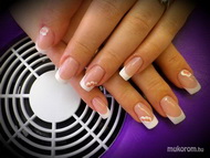 Best Nails - épített porcelán