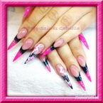 pink fekete