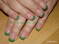 Smaragdzöld porci törtopállal