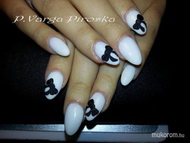 Fehér porcelán porci masnikkal