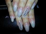 6 hetes porcelán köröm előtte