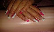 Best Nails - pink fehér kombináció