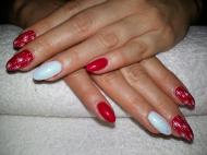 Pedikűr gél lakkal