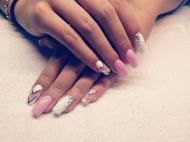 egy kis köves színes érdekesség