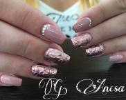 Rose gold nails