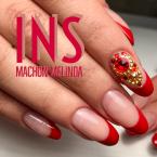 Red nails