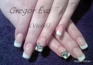 Orsi babaváró macis körme