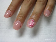 Egyszinű giga virággal