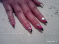 első mükörmöm Vikinek