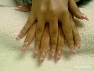 Best Nails - csillamos pink feher pocelan