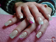 rózsaszínes porcelán