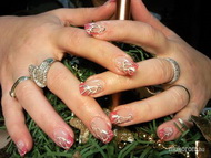 aprószálas díszekkel amik nem látszanak