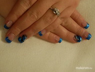 kék pillangós porcelán