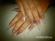 Porcelán Francia Stiletto