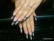 Noémi körmöcskéi