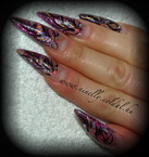 Opáldíszített akrillfestett