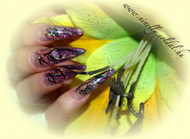 Opáldíszített akrillfestett