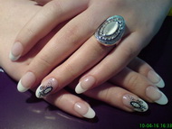 Best Nails - -