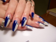 Kék-fehér Lillának