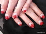 Katának végre piros