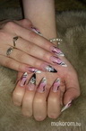 Cystal Nails