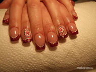 Fukszia zselé virággal