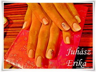 épített géllakkos