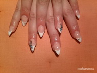 zselés építés lakk díszítéssel