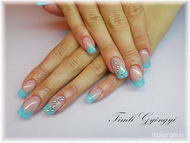 Türkiz kék zseléből