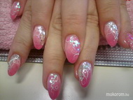 Ágikának rózsaszn csillis