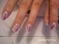 saját körme zselével megerősítve