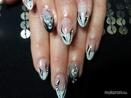 Anitának fekete fehér a kedvence