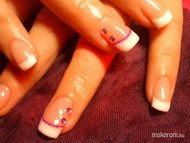 Lila szórógyöngyös