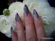 nonfiguratív akril festés