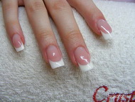 saját köröm zselé