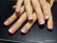 Mani tippes körömerősítés