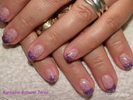 lila halványrózsaszin összemosva