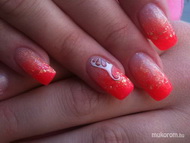 nyár nyáááár nyááááár  és neon 