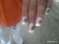 fehér franci fekete arany rózsával