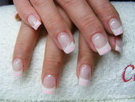 saját köröm zselé