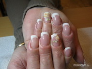 francia porcelán rózsával