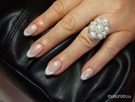 Francia crystal körömágyhosszabbítóval