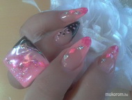 Cinti körme gyűrűvel